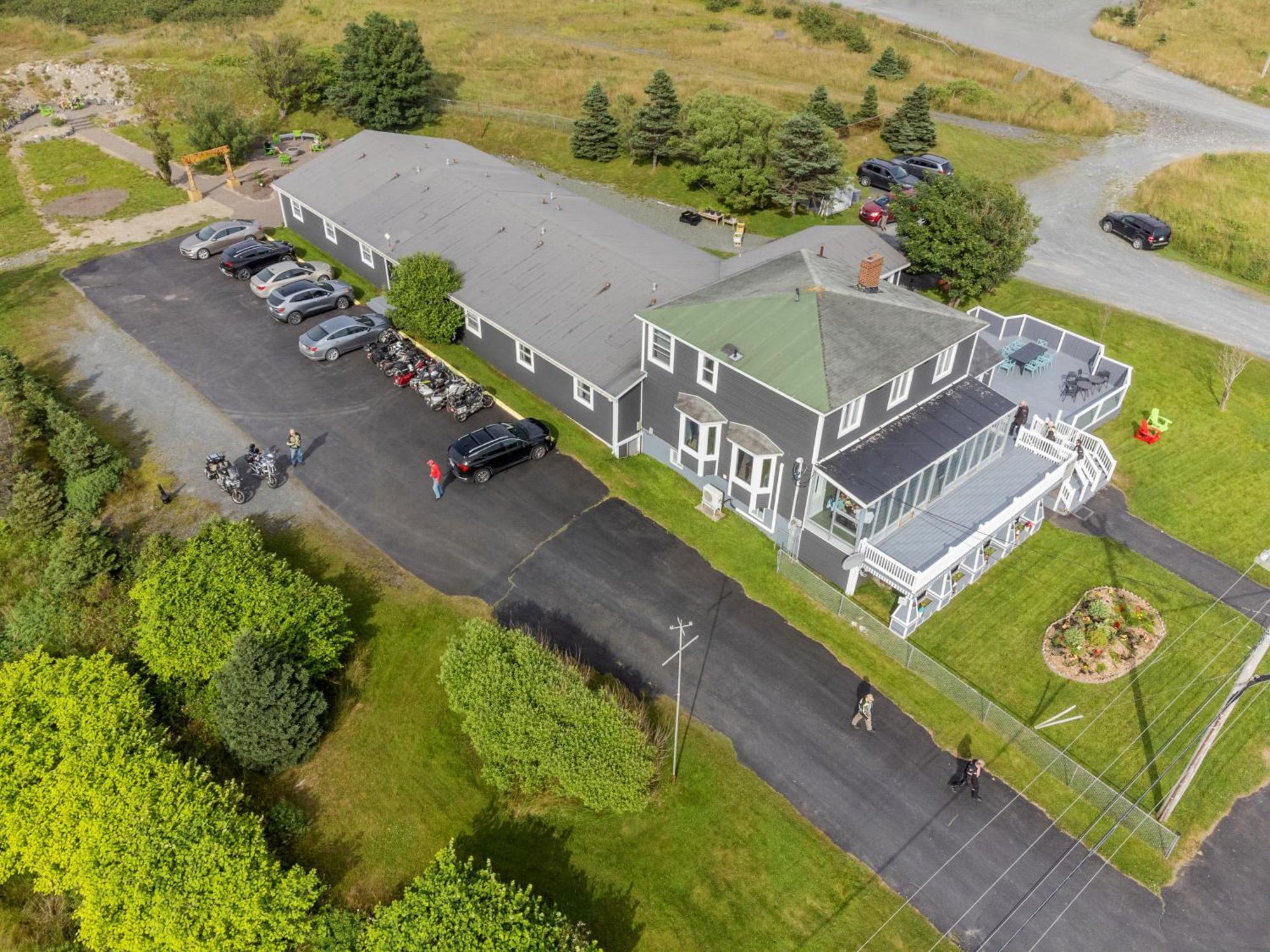 Edge Of The Avalon Inn Trepassey Eksteriør bilde