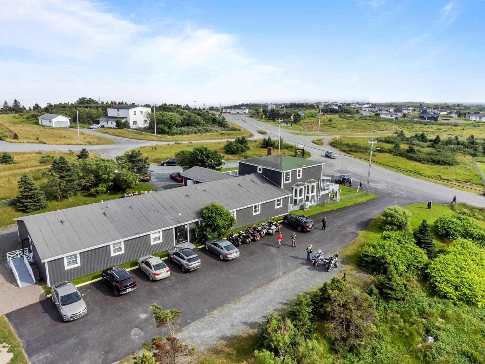 Edge Of The Avalon Inn Trepassey Eksteriør bilde